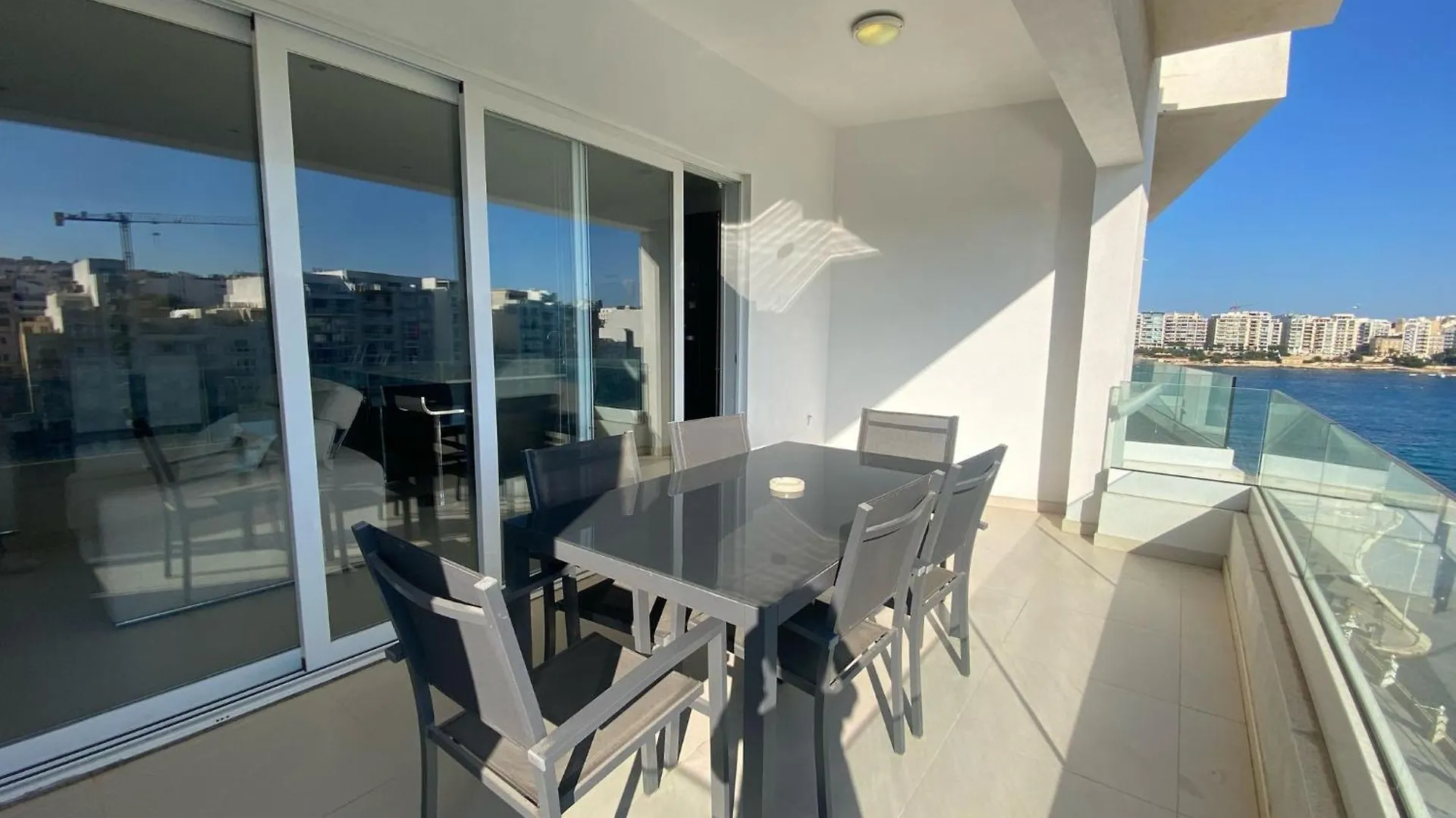 St Julians Seafront Apartment St. Julian's