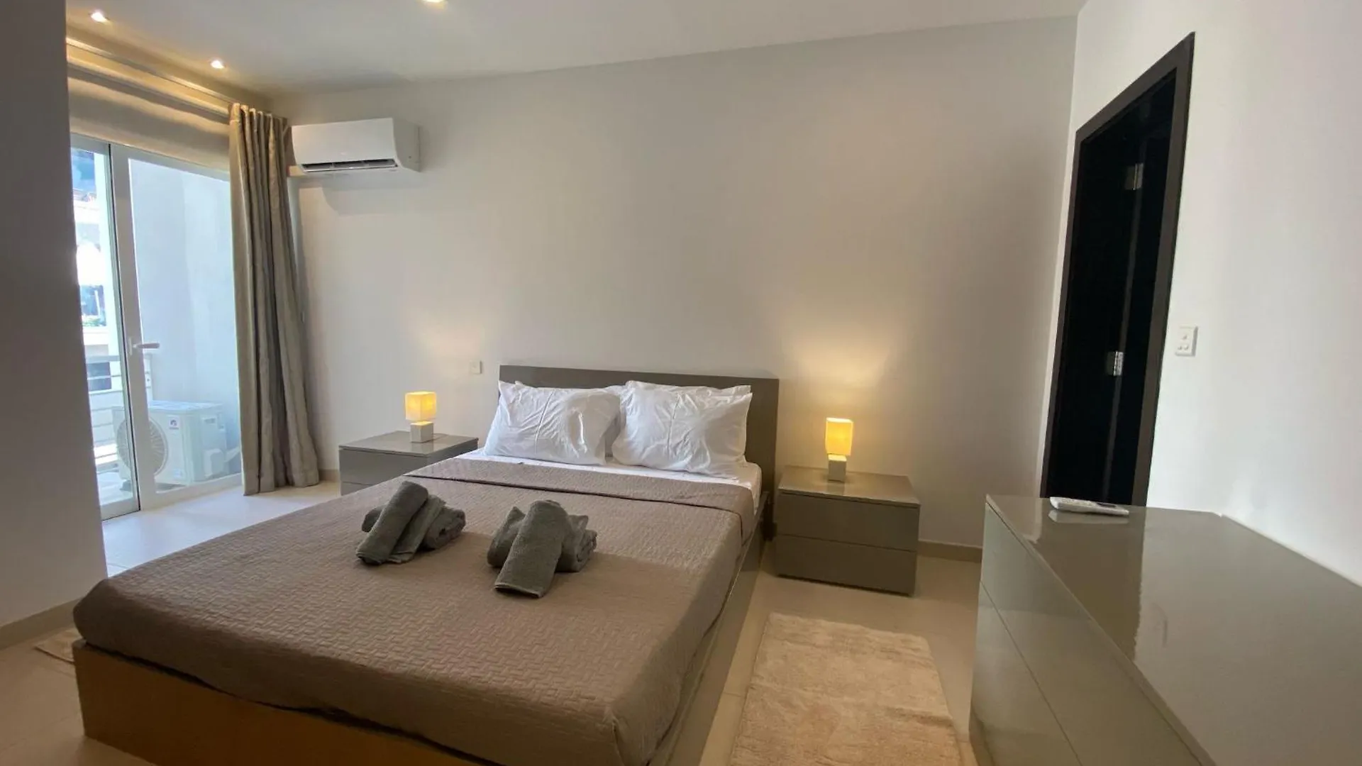 St Julians Seafront Apartment St. Julian's 0*,  Malta